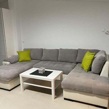 Apartament Rodzinny Ostrowiec Sw Ostrowiec Świętokrzyski Εξωτερικό φωτογραφία