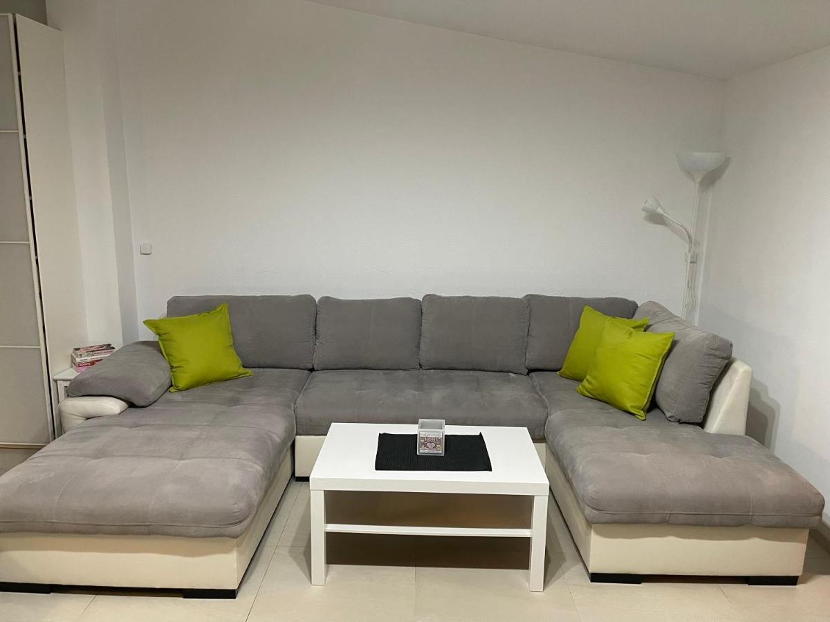 Apartament Rodzinny Ostrowiec Sw Ostrowiec Świętokrzyski Εξωτερικό φωτογραφία