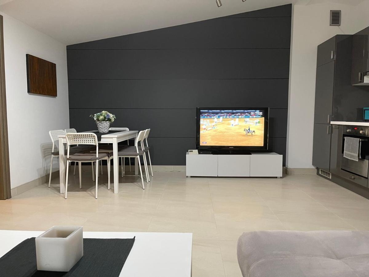 Apartament Rodzinny Ostrowiec Sw Ostrowiec Świętokrzyski Εξωτερικό φωτογραφία
